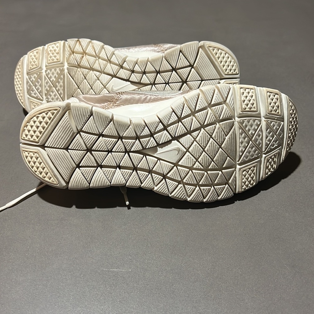 Nike Free Twist Training - Picture 8 of 10